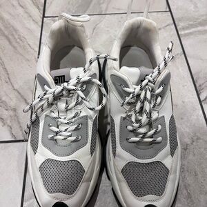 Steve Madden White and Gray Sneakers